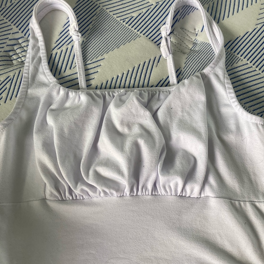 Elegant White Bandeau Top - Picture 3 of 3